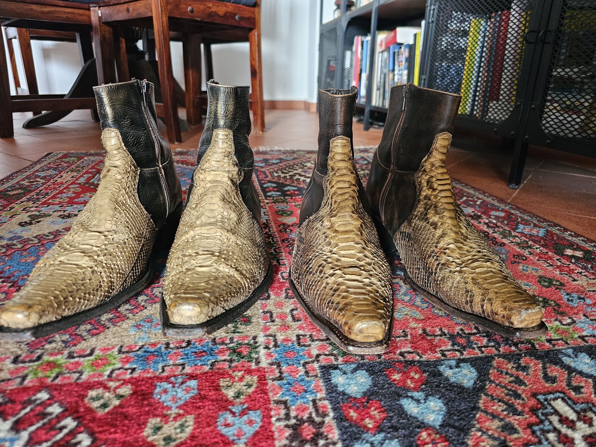 Botas Sendra Couro e Pele Cobra Piton
