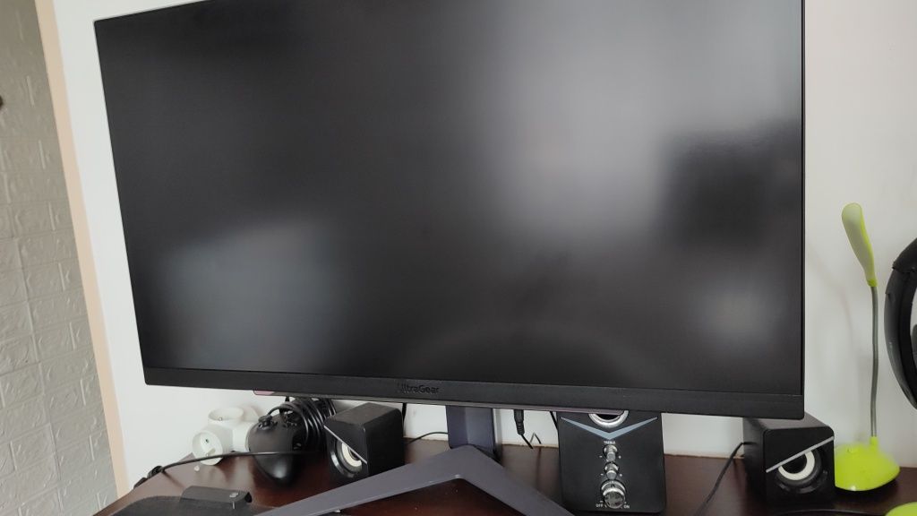 Monitor LG ultrager 27"