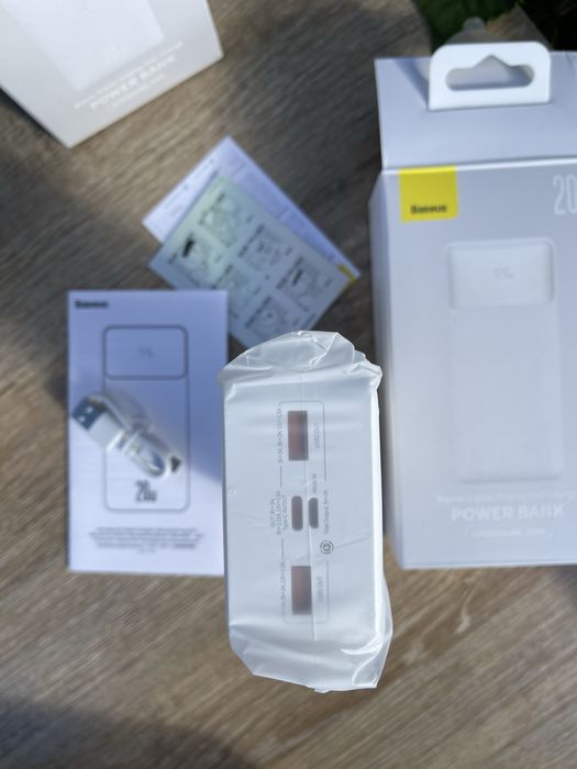 Повербанк Baseus Bipow Digital Display 30000mAh 20W