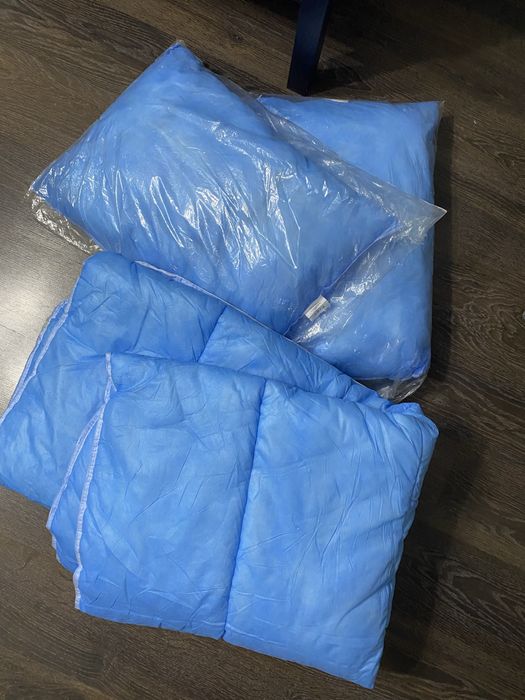 Продам набір одіяло і подушки