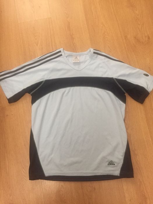 Adidas футболка