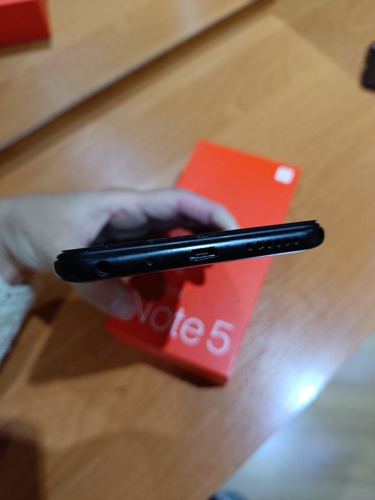 Xiaomi redmi note 5 3/32gb