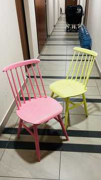 Krzesła vintage retro kolorowe