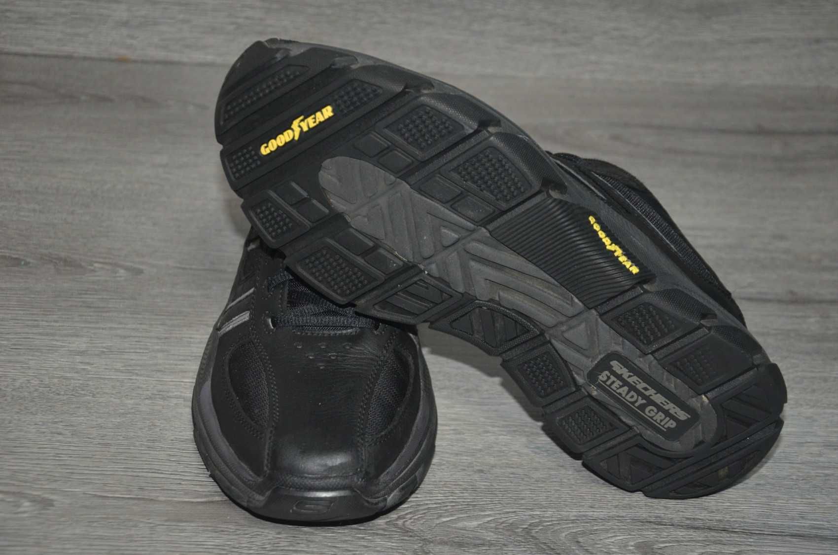 Продам кросівки шкіряні ФІРМА Skechers