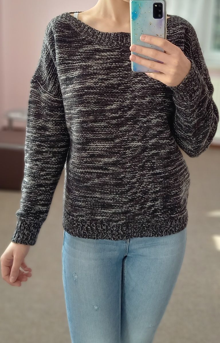 Sweter z dekoltem w łódkę