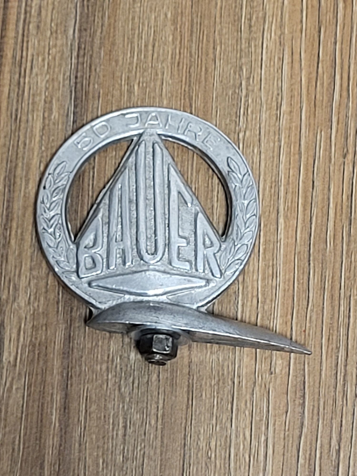 Znaczek emblemat szyld rowerowy Bauer