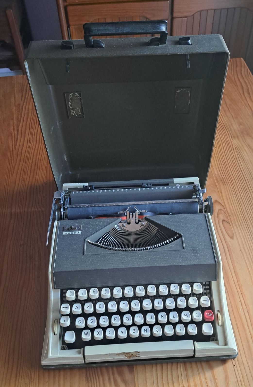Máquina de escrever.