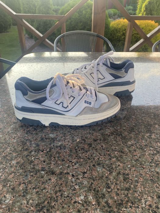 Кросівки Newbalance 550, б/у, оригінал,шкіра,стан ідеальний ,розмір 35