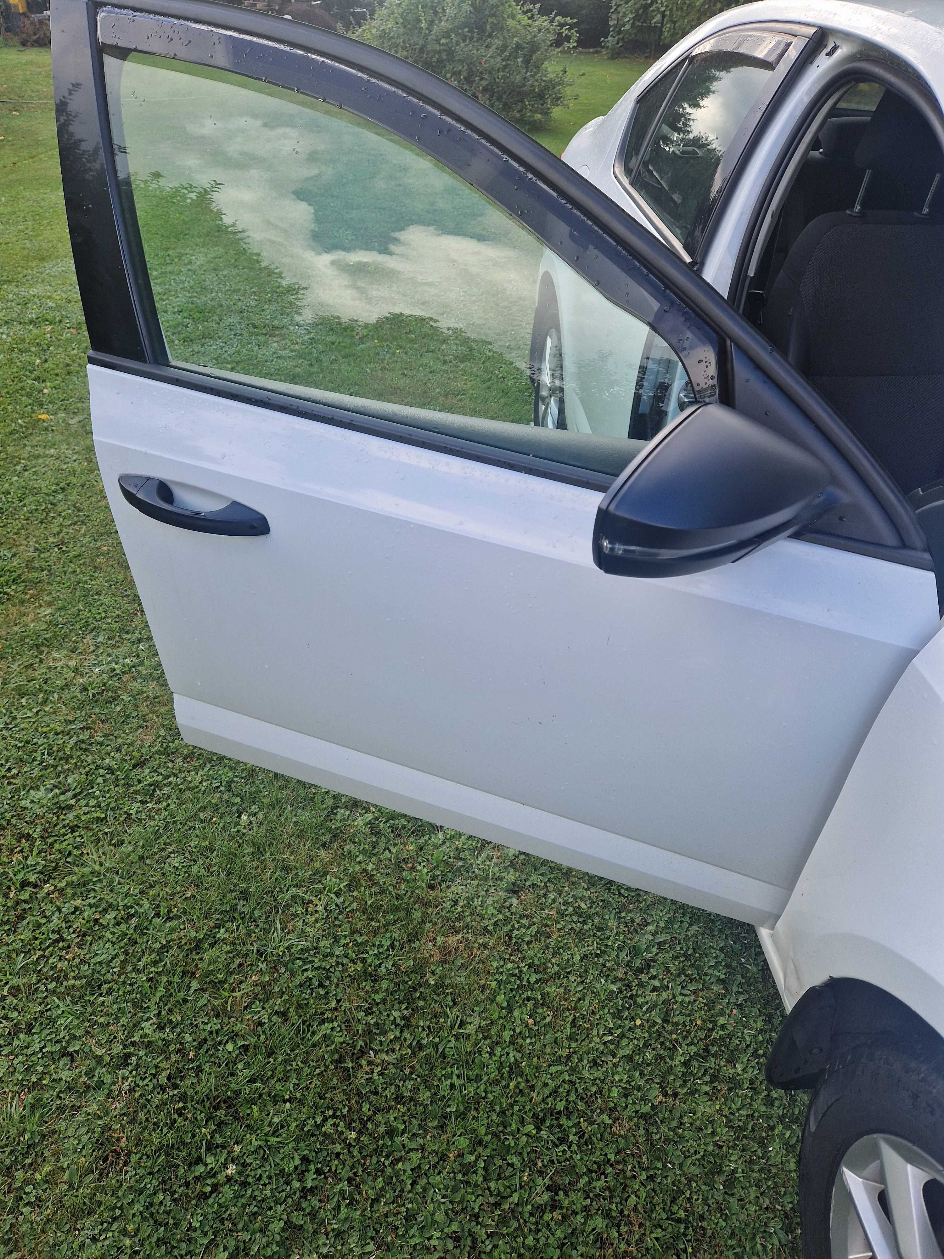 Skoda Octavia 3 III la7w części pas przedni chłodnice LS9R ćwiartka dr