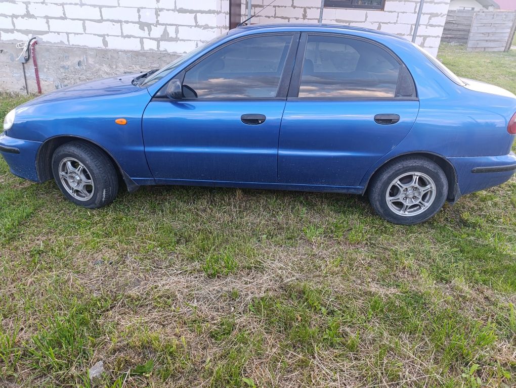 Продам сенс 1.3 2006 року
