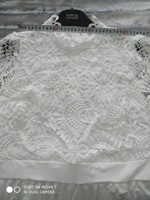 Плаття біле святкове, розм.L, нове.Львів.