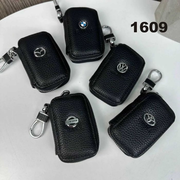 Автомобільний шкіряний чохол брелок для ключів від машини. Є вибір