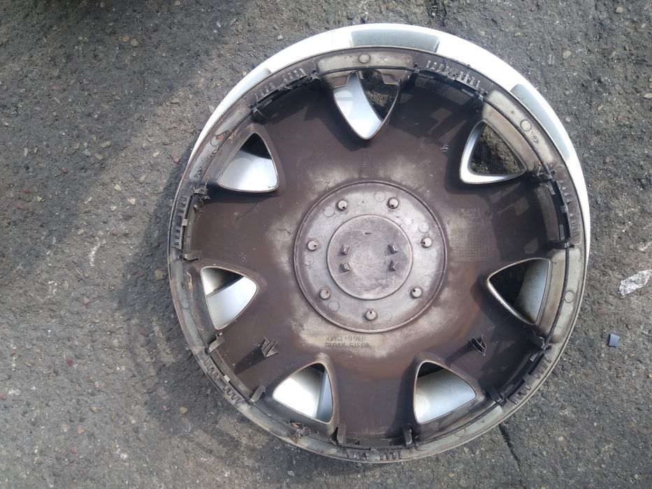 Kołpak R16 nissan oryginał 40315av610