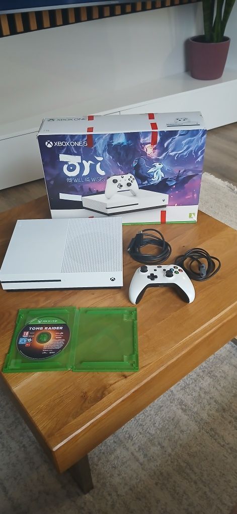 Xbox One S 1TB z dyskiem SSD. Gra gratis.