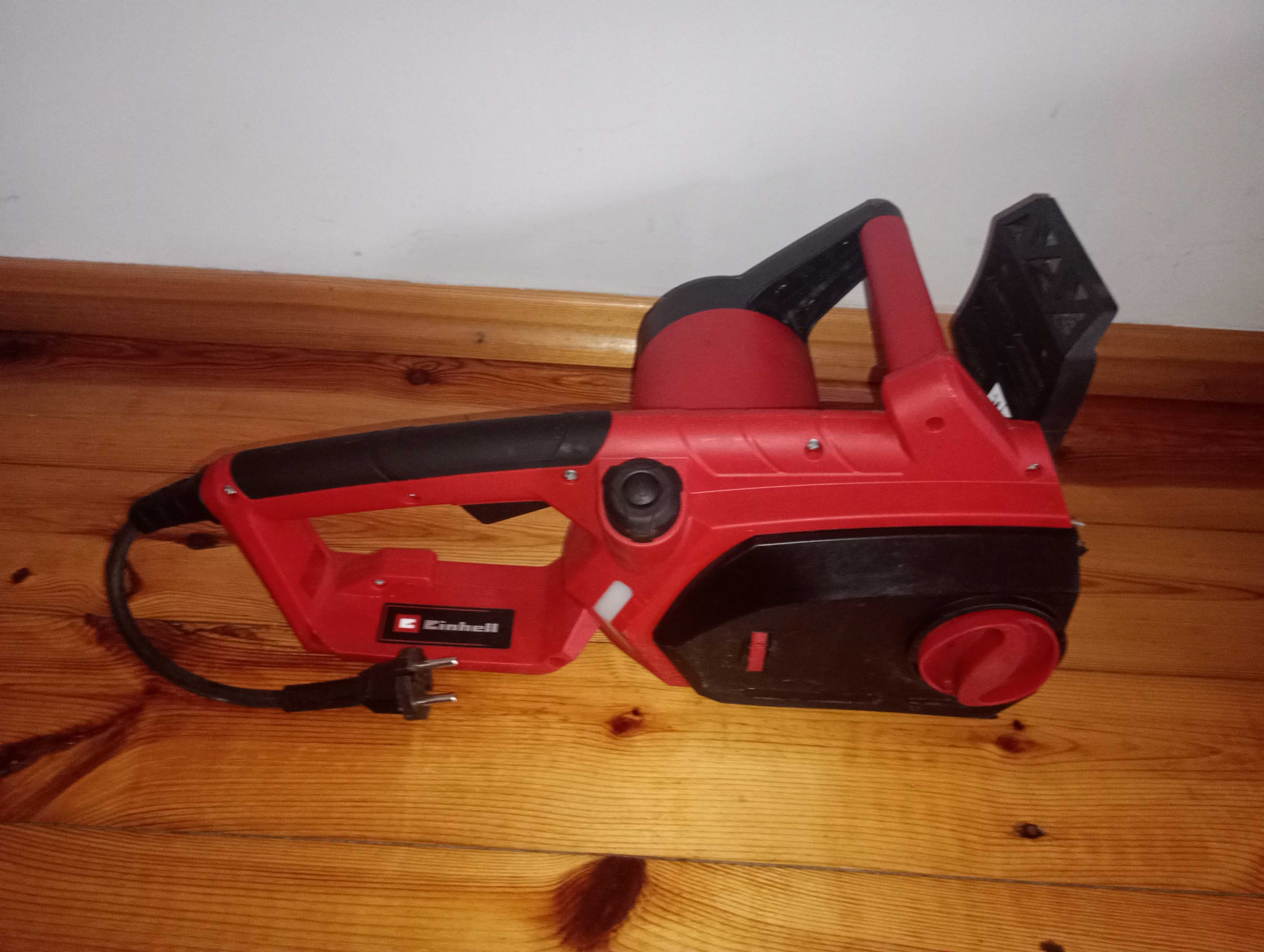 Piła łańcuchowa elektryczna Einhell GH-EC 1835