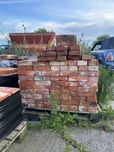 Cegła z rozbiórki częściowo oczyszczona 2,5 zl za szt
