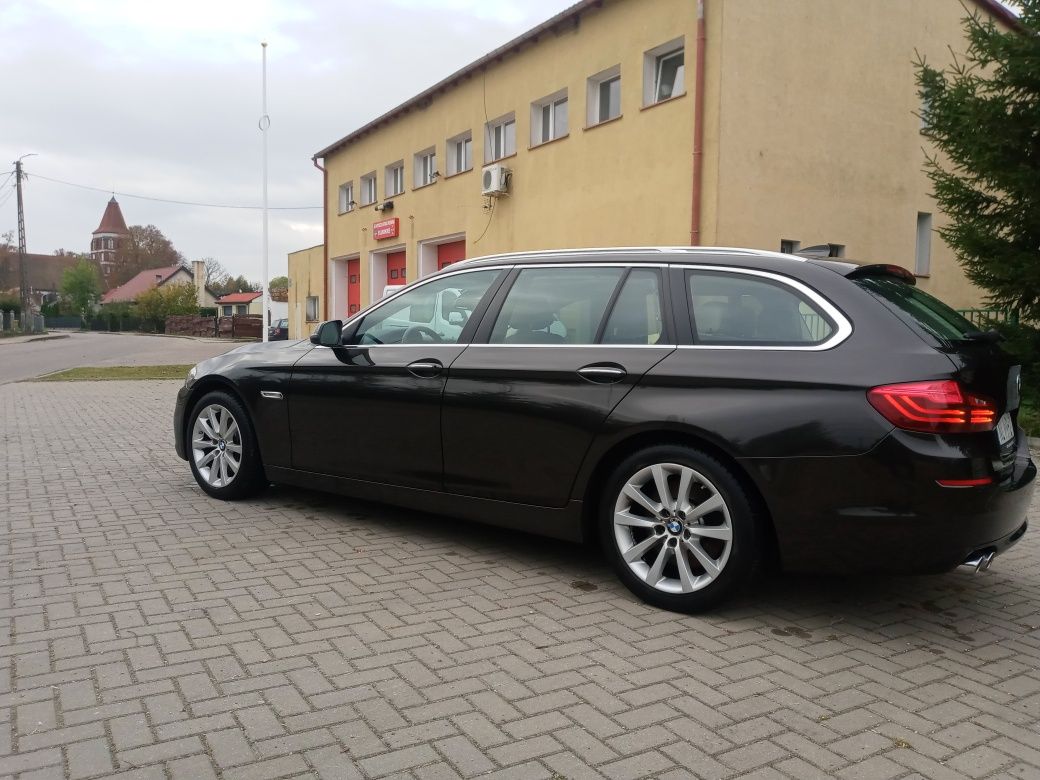 BMW SERIA 5  BMW 530d xDrive F11 FULL-LED