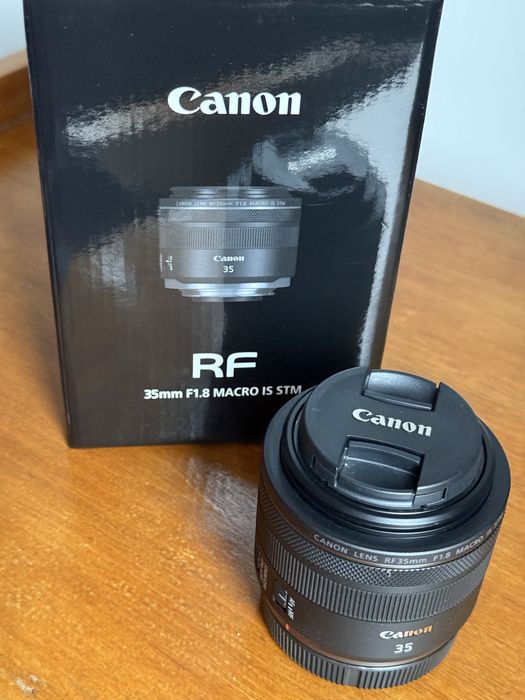 Obiektyw CANON RF 35 mm f/1.8 Macro IS STM