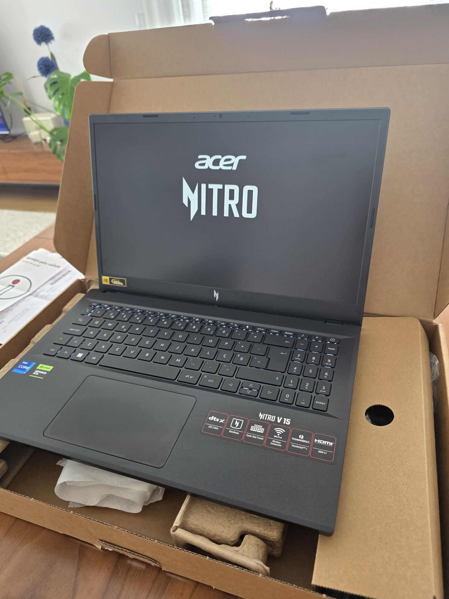 Acer Nitro V RTX 4060 i7 13th 16GB 512GB ESTREAR. Troca/retoma. Fatura