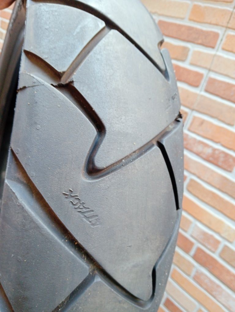Continental Contitrail Attack 2