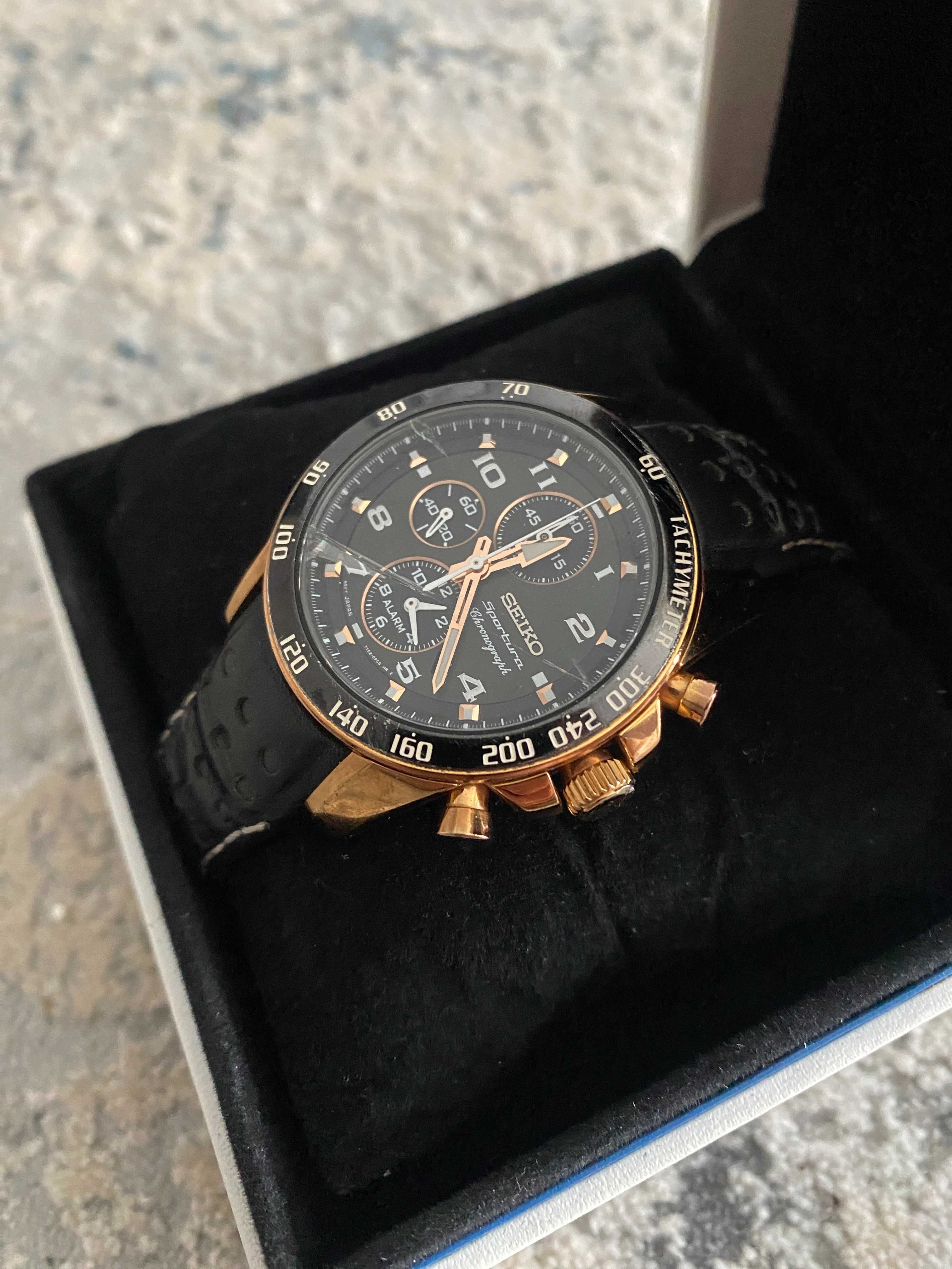 Zegarek SEIKO Sportura Chronograph Ciemno Złoty, skórzany pasek OKAZJA