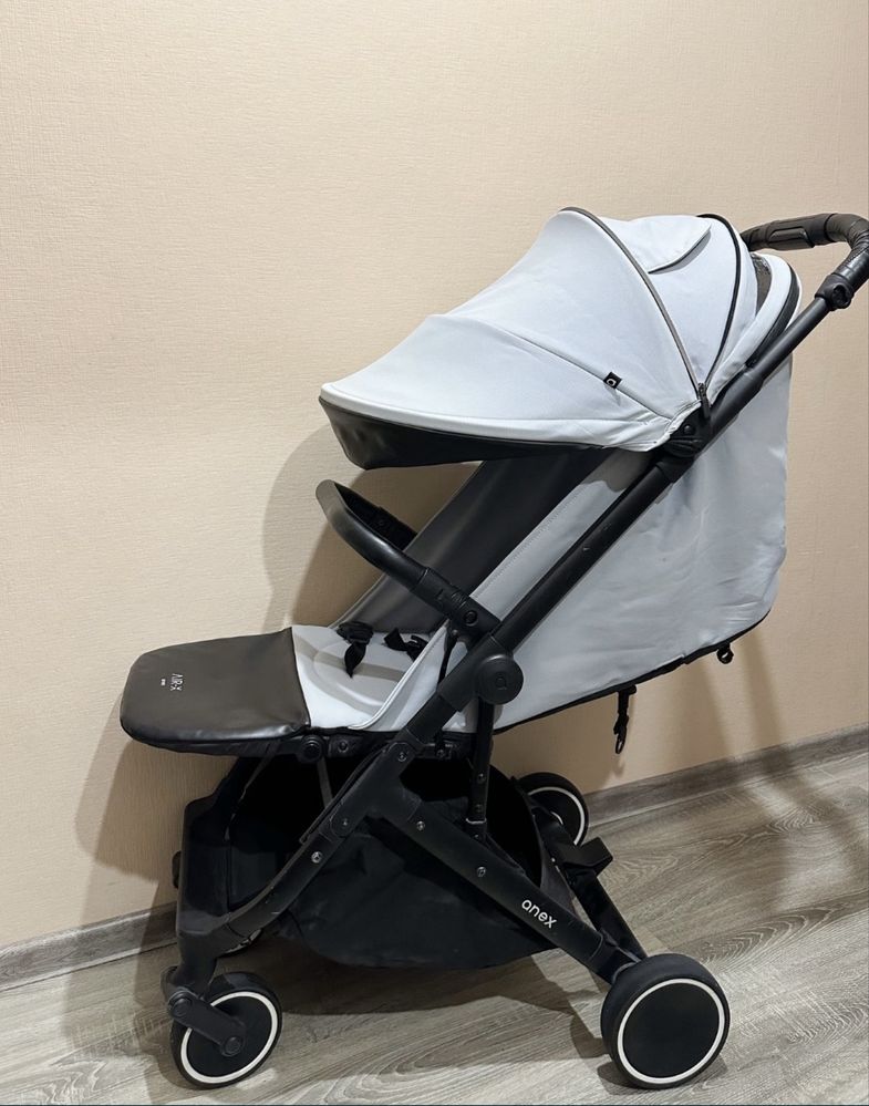 Прогулянкова коляска Anex Air-X Gray