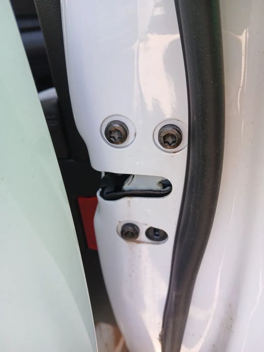 Fechadura / fecho porta trás direito ALFA ROMEO Stelvio (949_)