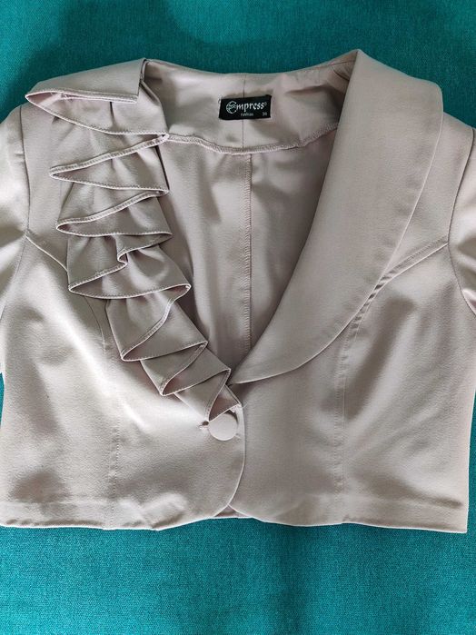Eleganckie bolerko 38