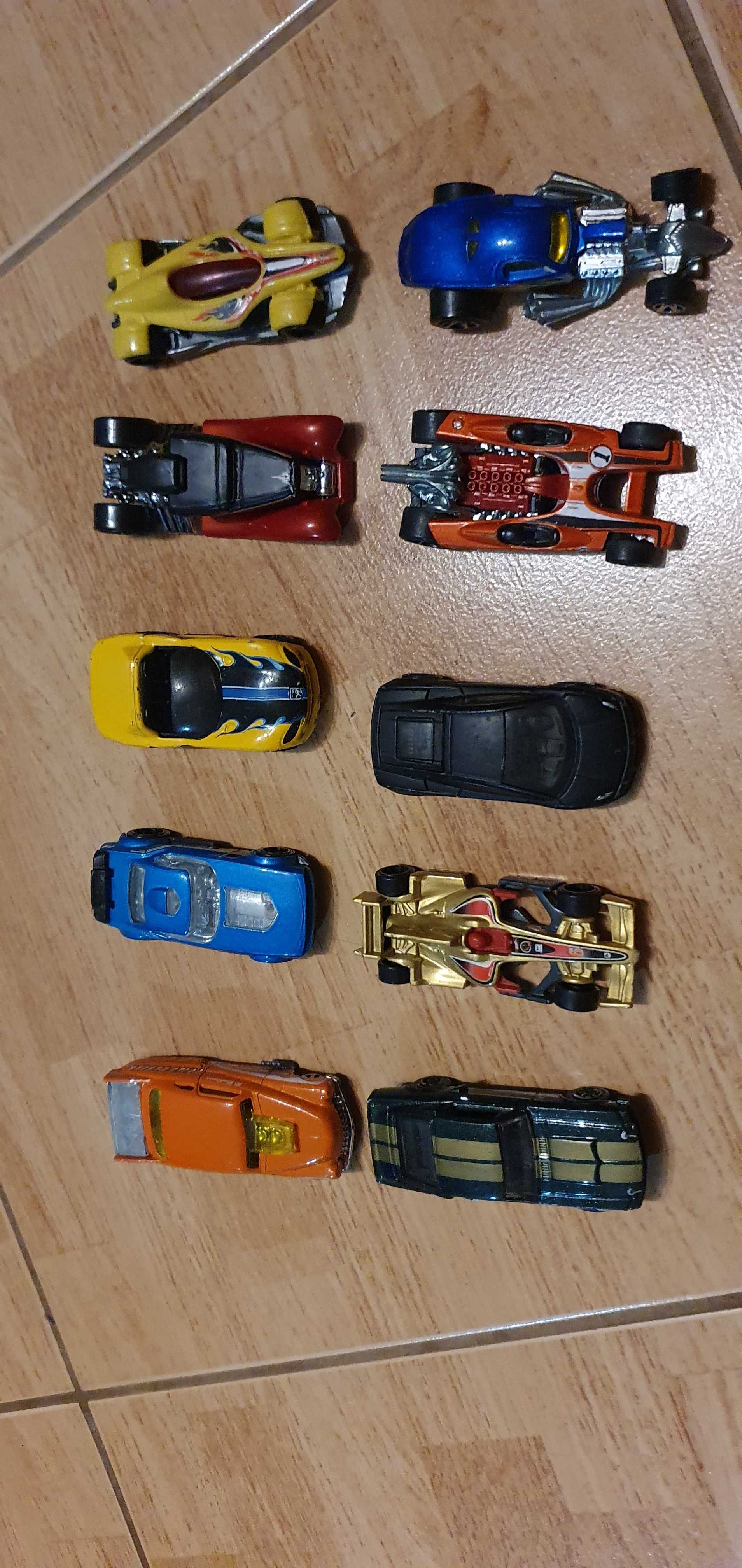 Zestaw autek Hot Wheels 10szt.