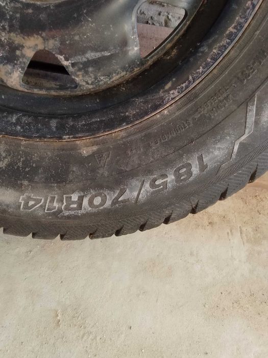 Продам колеса зима 185/70/14