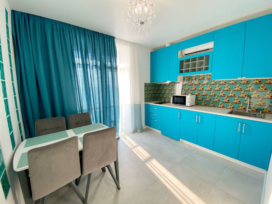 Аренда квартиры + парковка,сдам посуточно.Парк Фонтанов. Фонтанка