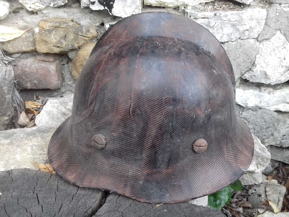 Stary hełm strażacki bakelitowy zabytek PRL retro vintage