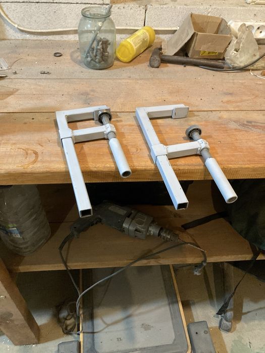 Струпцина  металева