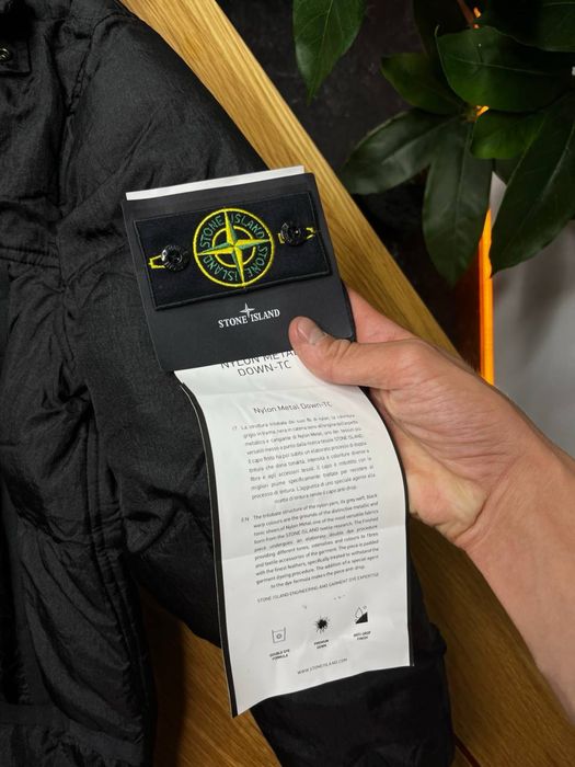 Пуховик STONE ISLAND NYLON METAL, нова колекція 2025