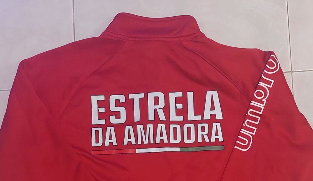 casaco  do Estrela da Amadora