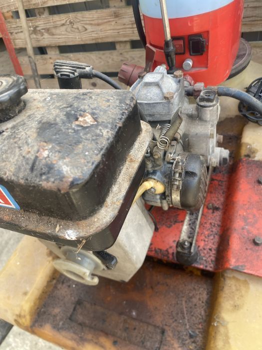 Conjunto de duas Maquinas de pulverizar marca Lena