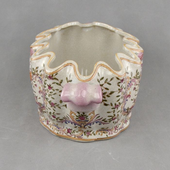 Floreira com brasão em Porcelana da China com Craquelê