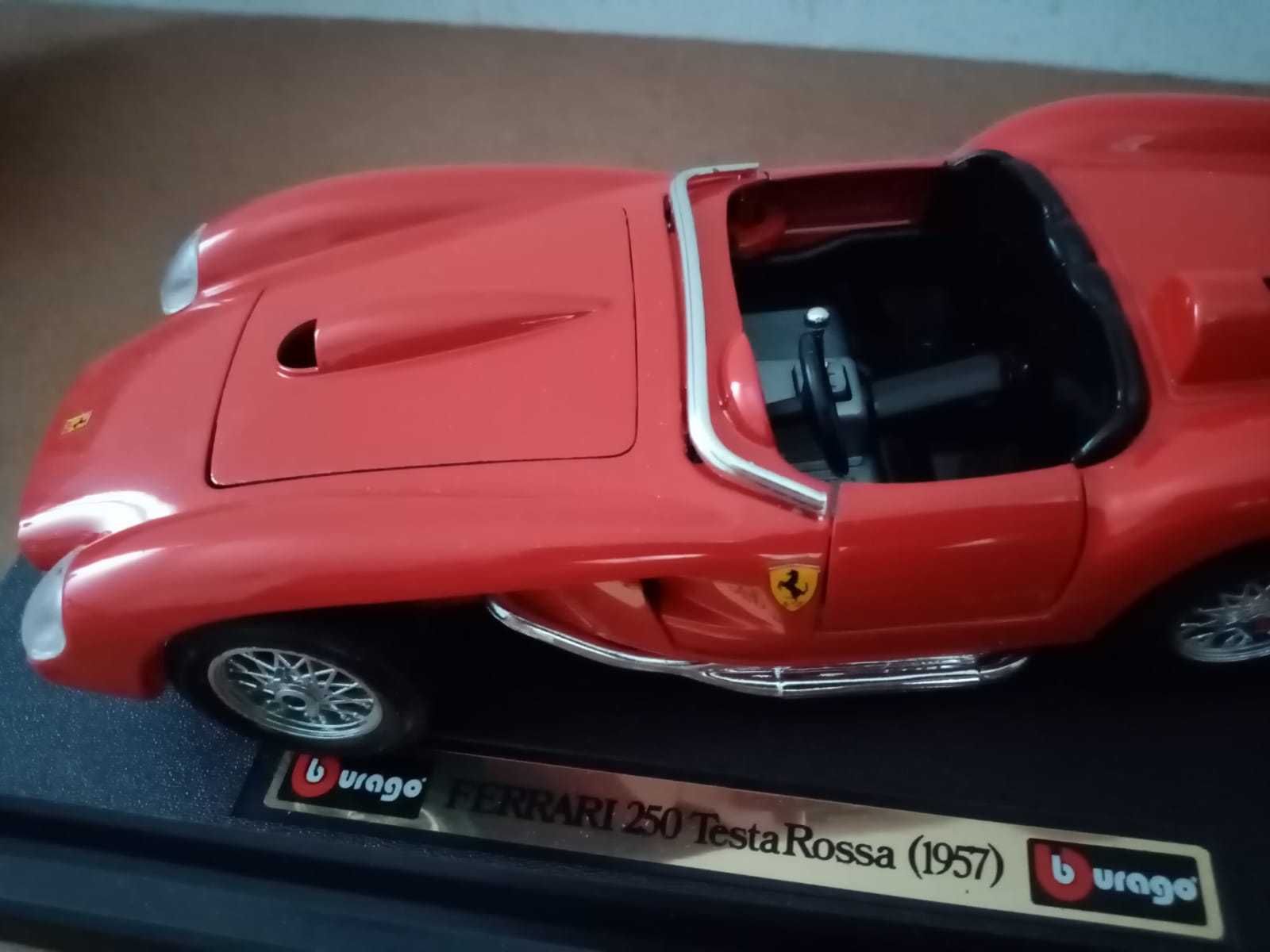 miniatura automóvel: Ferrari Testa Rossa, da Burago, ainda na caixa
