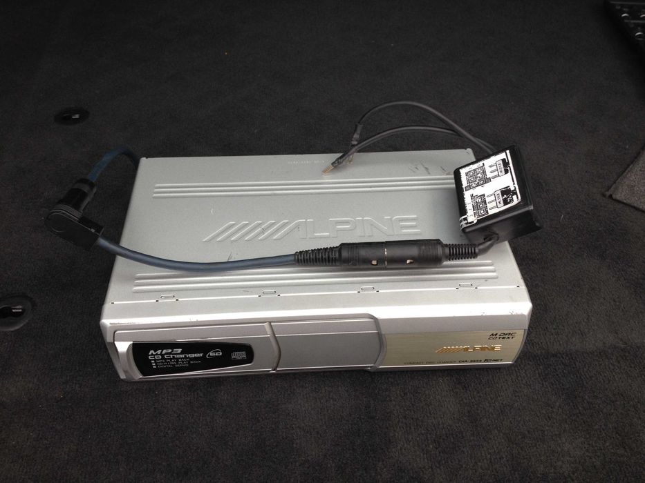 MP3 Чейнджер Alpine CHA-S634 с адаптером для БМВ е39, е46, е53 BMW
