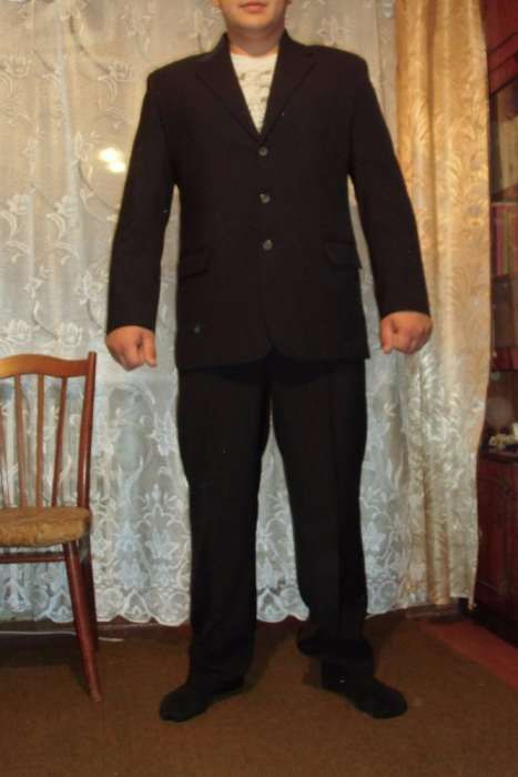 Костюм мужской