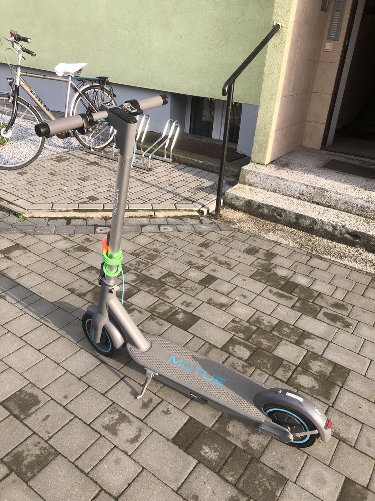 Hulajnoga elektryczna motus scooty 10