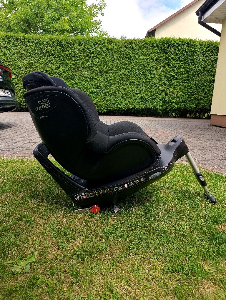 Britax Romek Dualfix M I-size