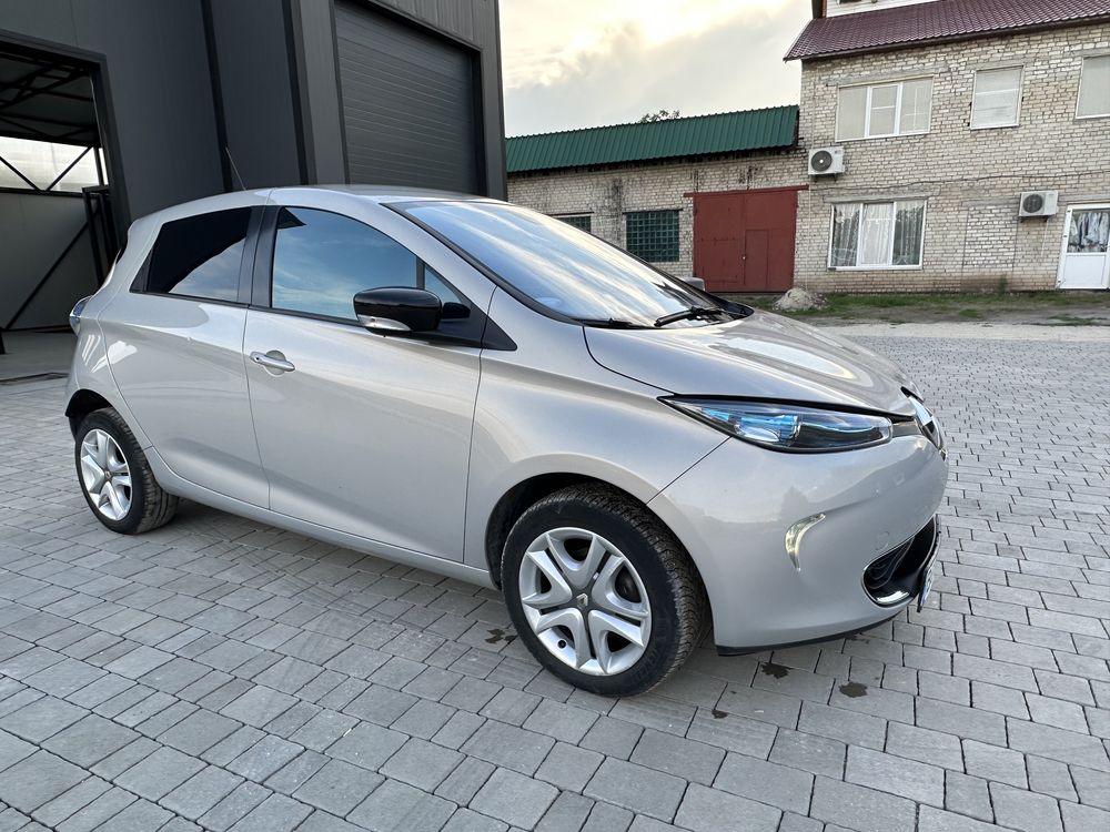 Renault Zoe рено 2014 22kw