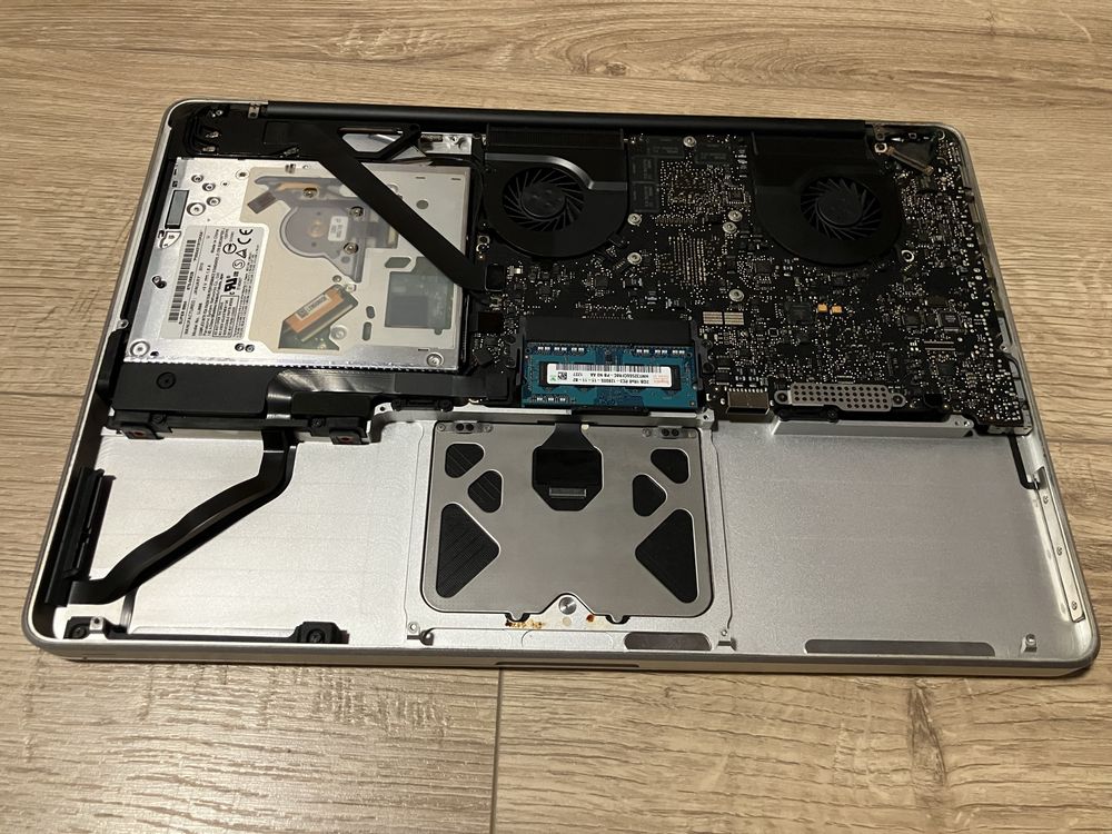 MacBook Pro i7 A1286
