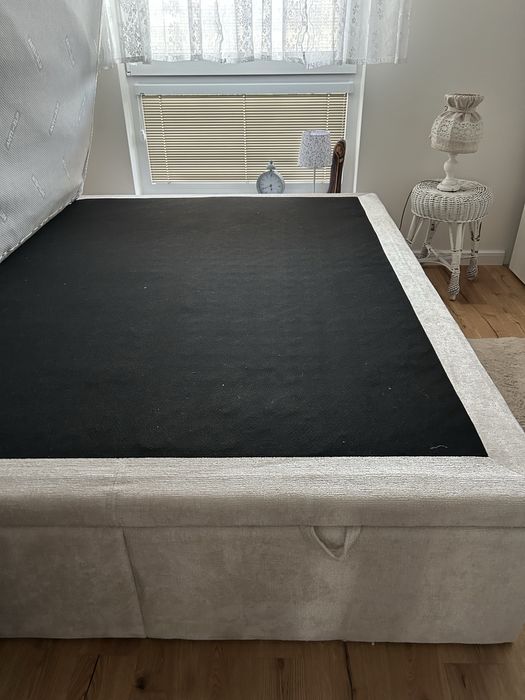 Łóżko z pojemnikiem 160 x 200 z MEBLOO