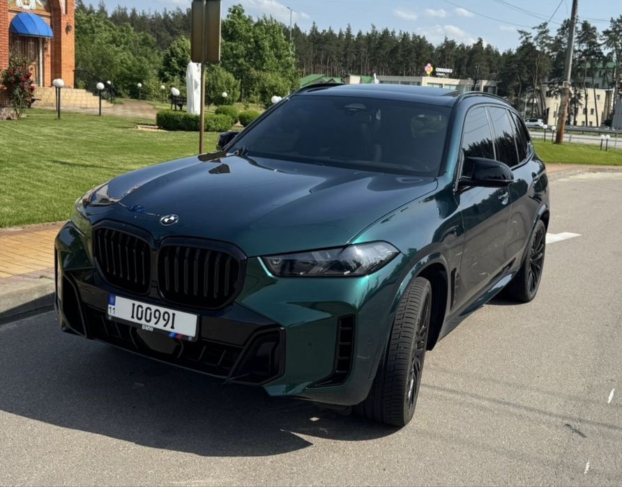 Продам BMW X5 2024