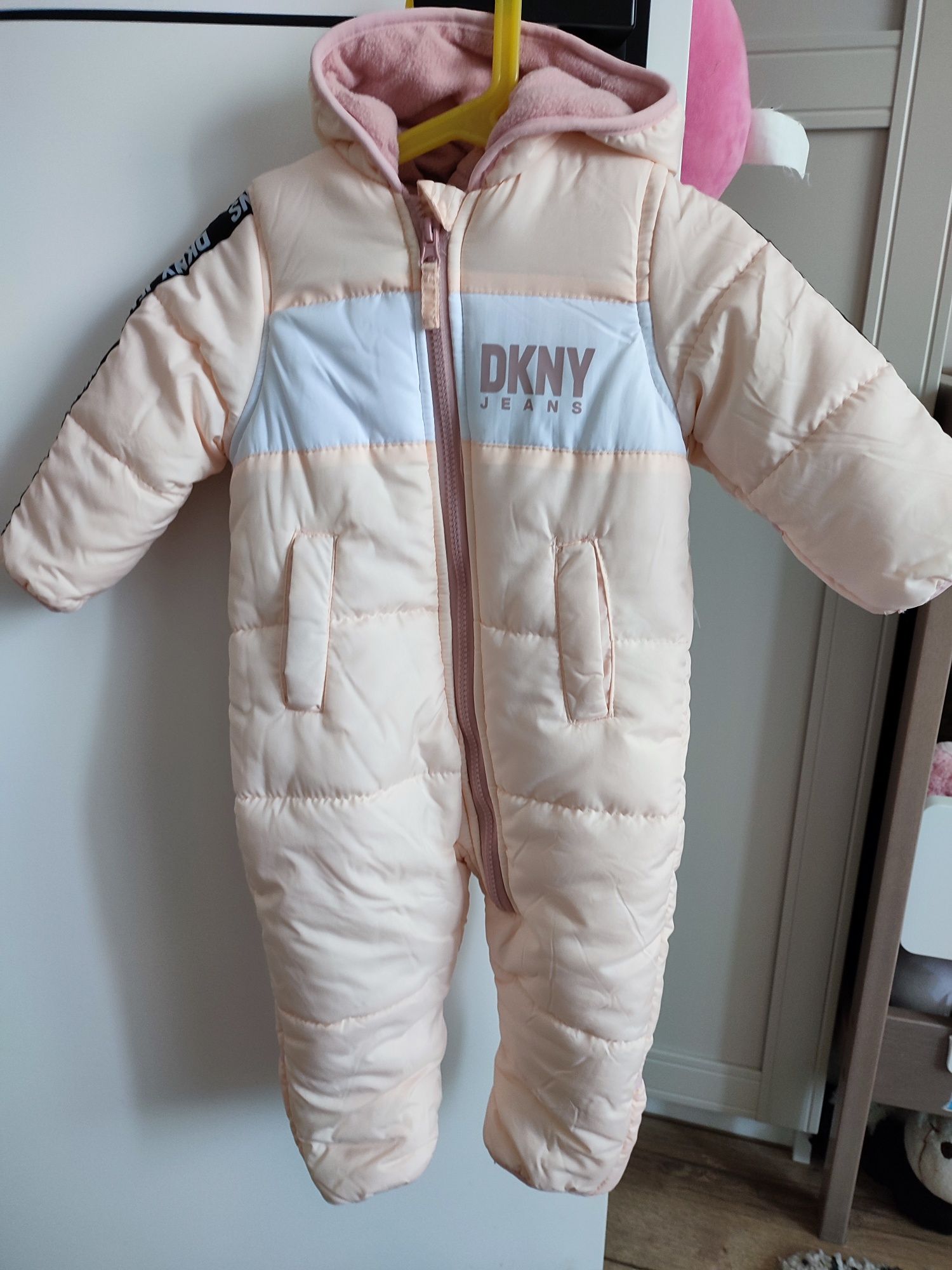 Kombinezon zimowy DKNY 12 msc. r.80