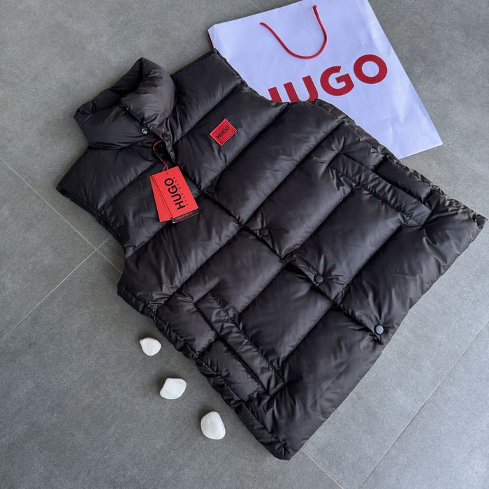 Хіт сезона жилетка Hugo Boss чорна