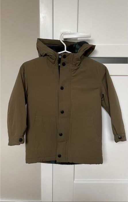 Куртка Zara/116 розмір