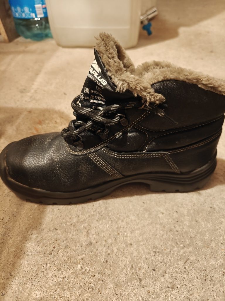 Buty robocze DELTAPLUS r. 40